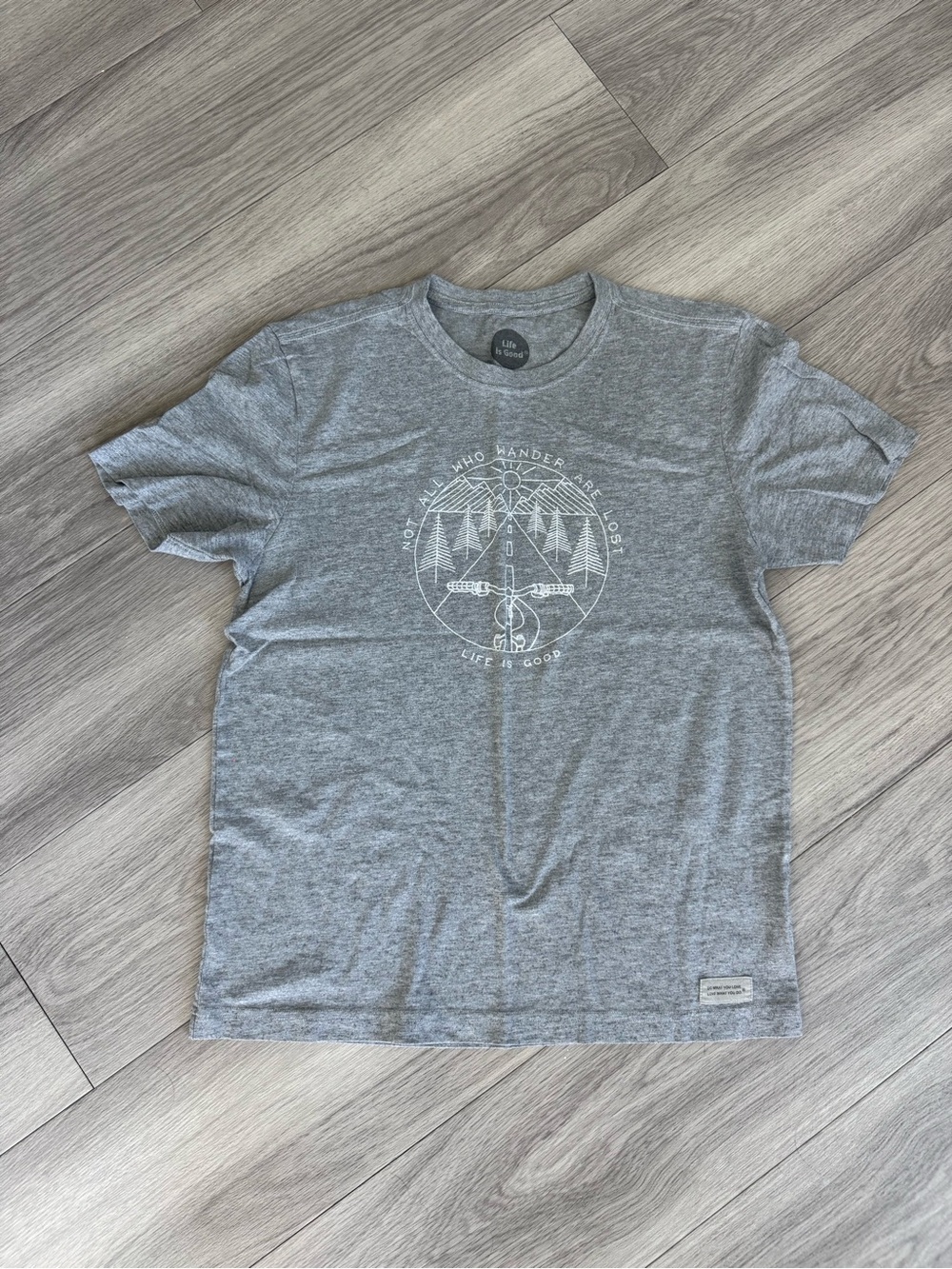 Life is Good Gray Graphic Tee - Not All Who Wander Are Oost